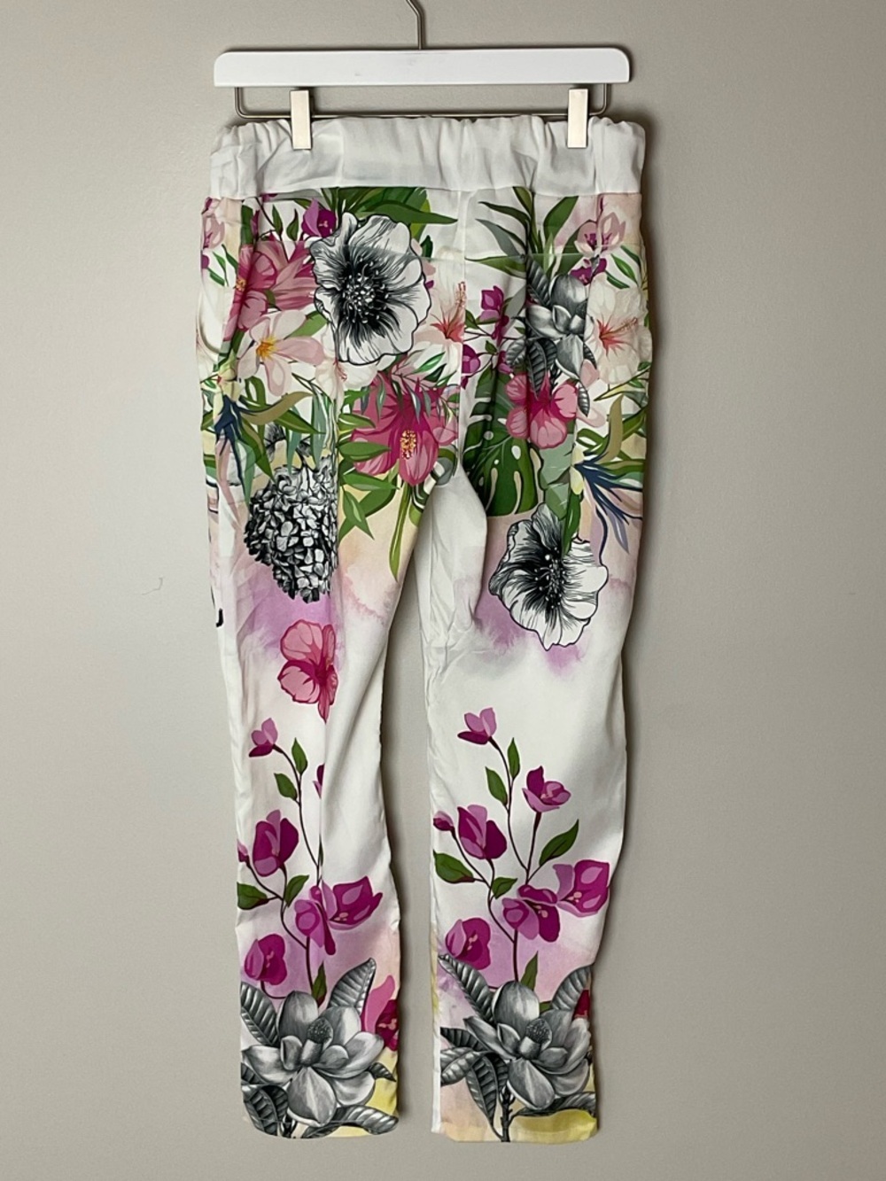 Womens Gigi Moda Floral Print Dreasy White Floral Jogger Tropical Artsy Sz Small - Picture 5 of 6